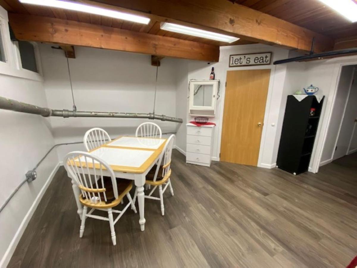 Spacious Lower Level Living All For You! Corvallis Exterior photo
